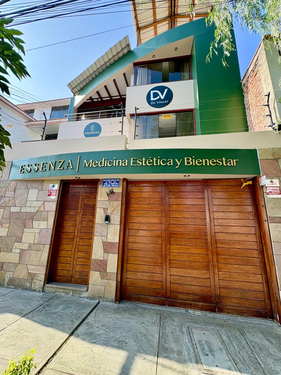 Fachada de Essenza Medicina Estética y Bienestar en Urb. La Merced, Trujillo